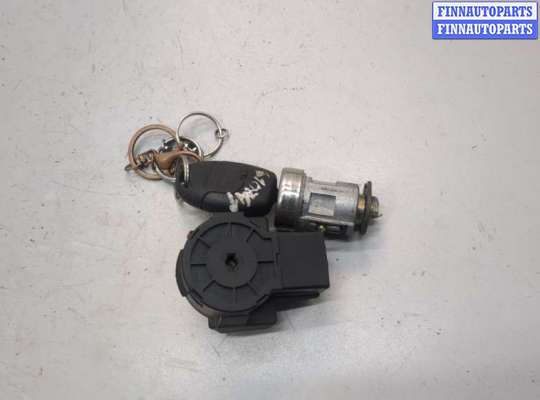 Замок зажигания с ключом на Ford Focus I