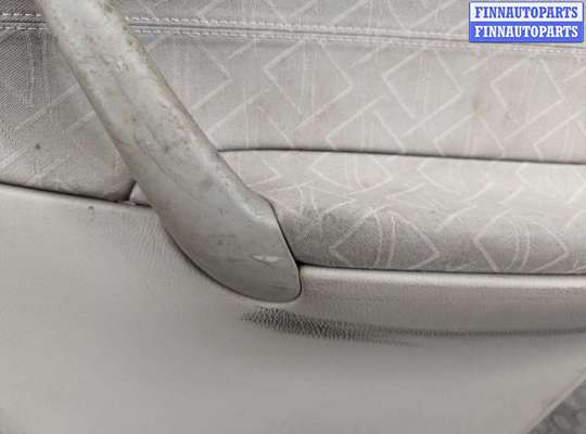 купить Стекло форточки двери на Mercedes C W203 2000-2008