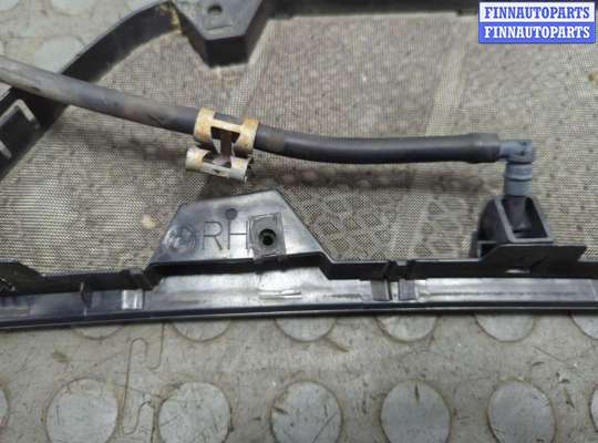 купить Накладка на лобовое (водоотвод) на Mercedes ML W164 2005-2011