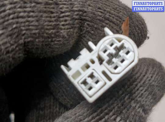 купить Зеркало боковое на Toyota Avensis 2 2003-2009