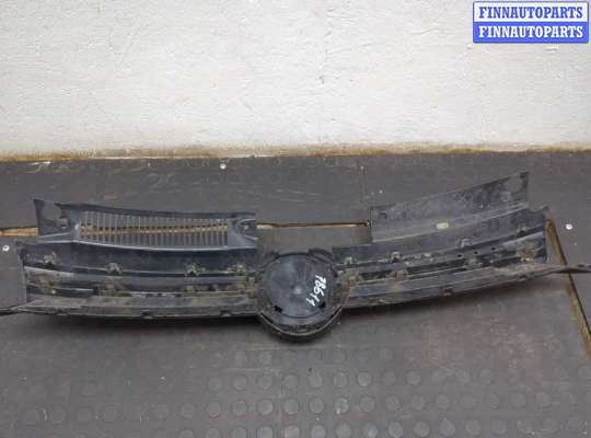купить Решетка радиатора на Volkswagen Golf 6 2008-2012