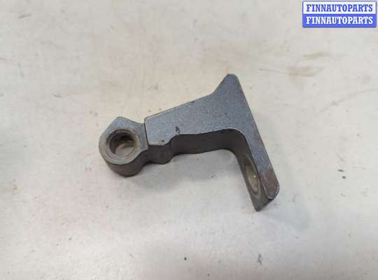 Петля двери на Volkswagen Jetta VII (A7)