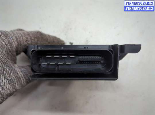 купить Блок управления стояночным тормозом на Volkswagen Passat 6 2005-2010