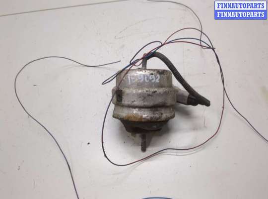 Подушка крепления двигателя AU1695834 на Audi A4 (B7) 2004-2009