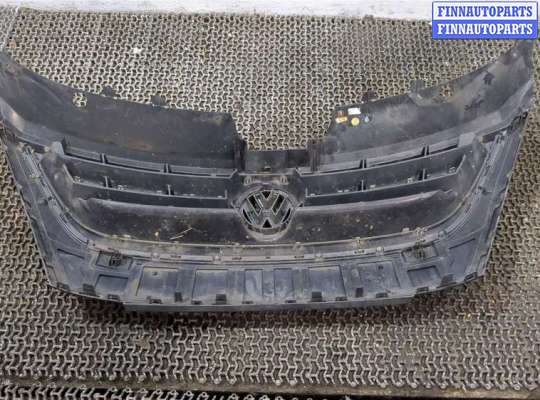 купить Решетка радиатора на Volkswagen Passat CC 2008-2012