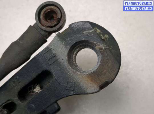 купить Щеткодержатель на Mercedes Vito W638 1996-2003