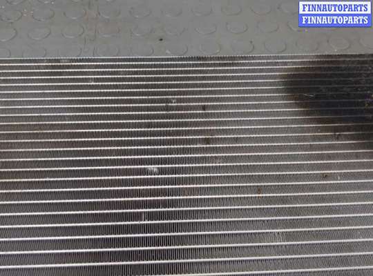 Радиатор кондиционера на Mercedes-Benz ML (W163)