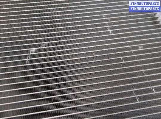 Радиатор кондиционера на Mercedes-Benz ML (W163)