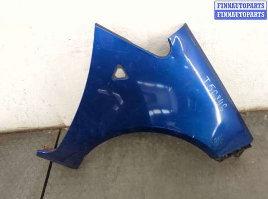 Крыло переднее