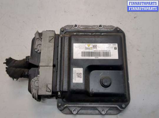 Блок управления двигателем OP2426385 на Opel Astra J 2010-2017