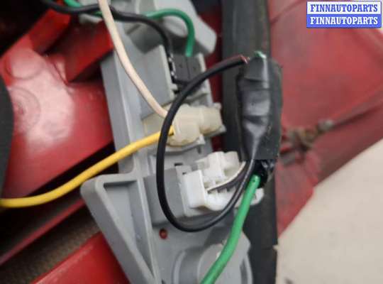 купить Фонарь (задний) на Toyota Yaris 2005-2011