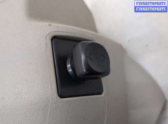купить Кожух рулевой колонки на Infiniti QX56 2004-2010