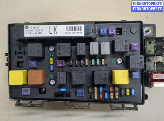 Блок предохранителей OP2157101 на Opel Astra H 2004-2010