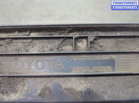 купить Накладка на порог на Toyota Corolla E12 2001-2006