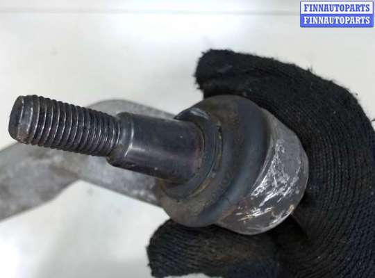 Рычаг подвески на Audi A4 (8D, B5)