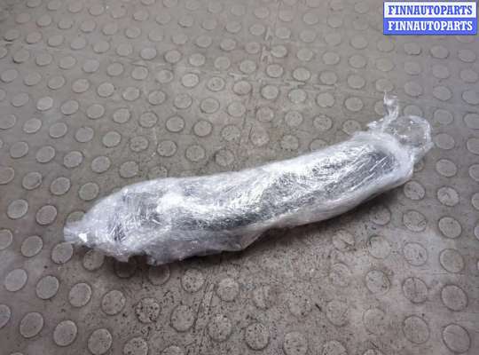 купить Уплотнитель на Cadillac SRX 2009-2016