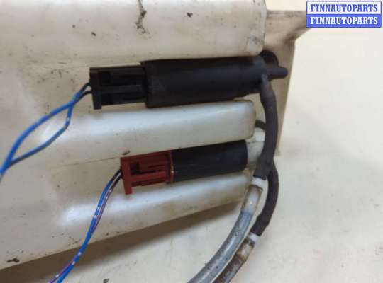 купить Бачок омывателя на Toyota Corolla E12 2001-2006