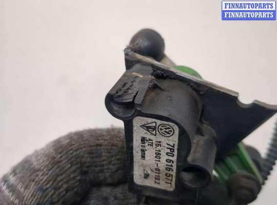 Датчик дорожного просвета на Volkswagen Touareg II (7P)