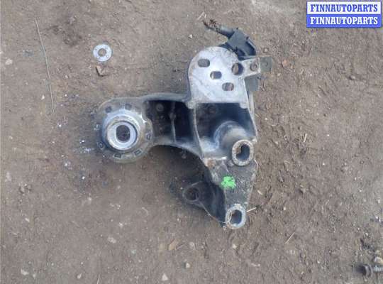 купить Кронштейн (лапа крепления) на Volkswagen Passat 5 1996-2000