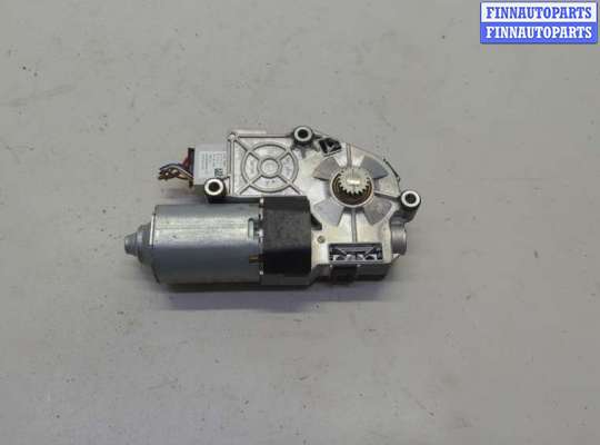 Моторчик люка на Audi Q3 (8U)