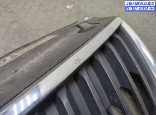 купить Решетка радиатора на Skoda Rapid 2012-2020