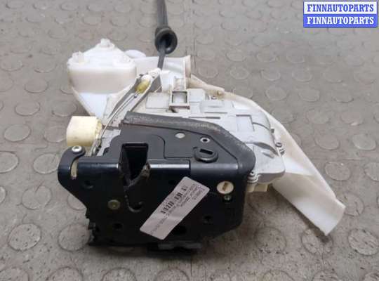 Замок боковой двери на Volkswagen Passat B6 (3C)