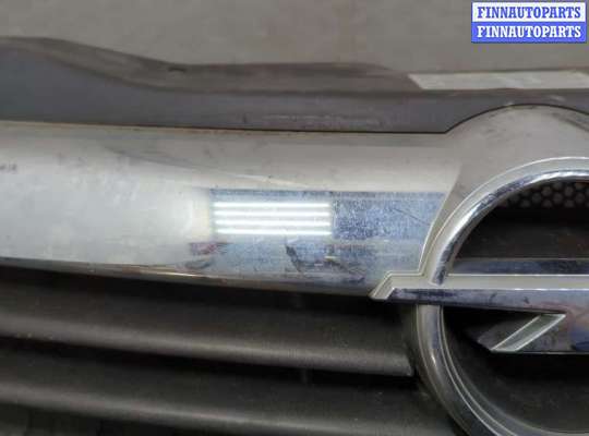 купить Решетка радиатора на Opel Astra H 2004-2010