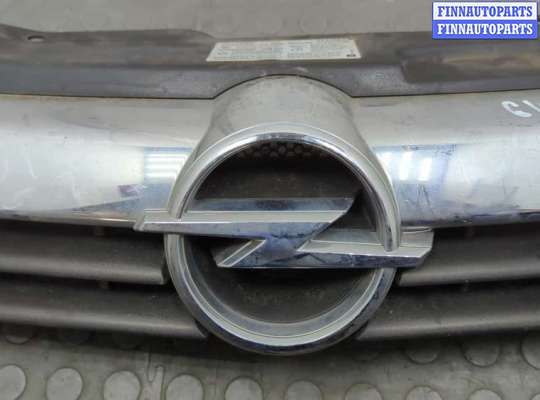 купить Решетка радиатора на Opel Astra H 2004-2010