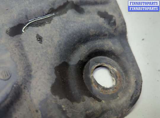 Защита двигателя нижняя (поддона) на Volkswagen Passat B7 (36)