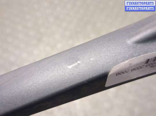 купить Щеткодержатель на Renault Scenic 2003-2009