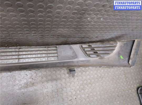 купить Заглушка (решётка) бампера на Ford Fiesta 2001-2007
