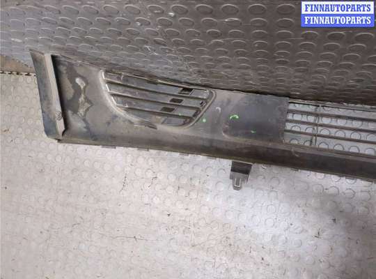 купить Заглушка (решётка) бампера на Ford Fiesta 2001-2007