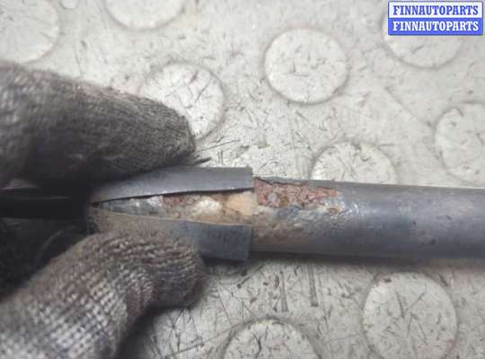 купить Амортизатор стекла багажника на Ford Explorer 2001-2006