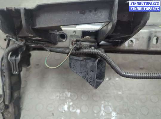 купить Рамка капота на Chrysler 300C 2004-2011