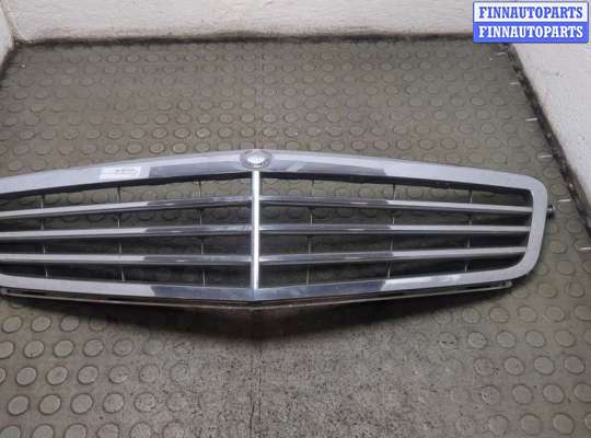 Купить Решетка радиатора на Mercedes C W204 2006-2015 Решетка радиатора MB1726457 на Mercedes C W204 2006-2015
