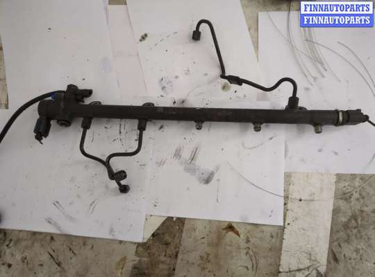 Рампа (рейка) топливная MB1581854 на Mercedes ML W163 1997-2005