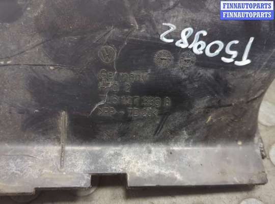 купить Воздухозаборник на Volkswagen Touareg 2007-2010