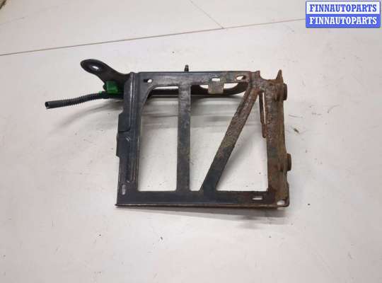 Кронштейн радиатора AU1700123 на Audi S3 (8V) 2013-2020