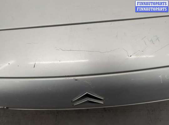 Стекло заднее