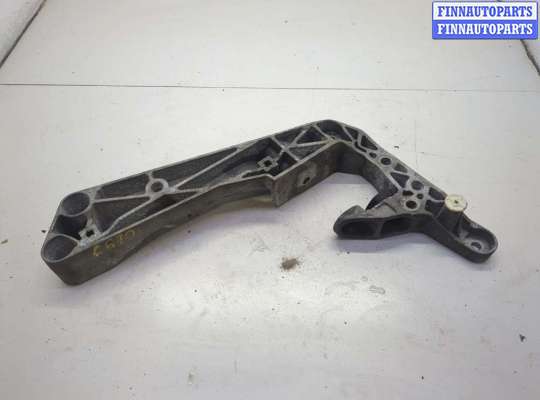 купить Кронштейн КПП на BMW 7 G11, G12 2015-2022