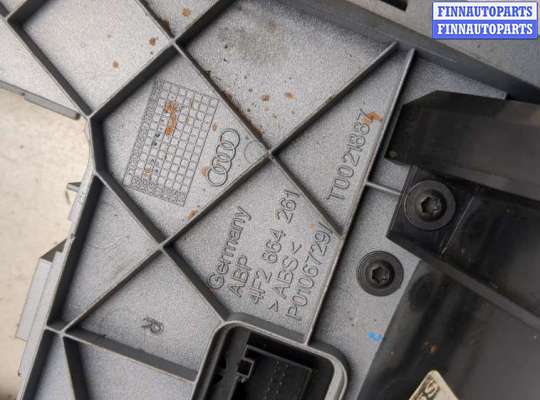 купить Консоль салона (кулисная часть) на Audi A6 (C6) 2005-2011