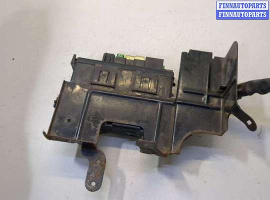 купить Блок предохранителей на Nissan Note E11 2005-2013