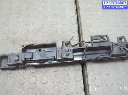 Кронштейн прочее на BMW 2 (F22/F23)