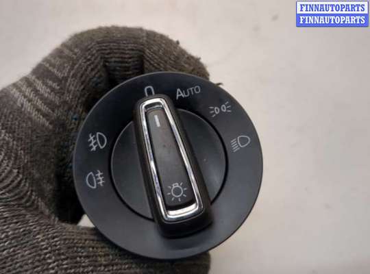 Купить Переключатель света на Skoda SuperB 2015-2025 Переключатель света SK494166 на Skoda SuperB 2015-2025