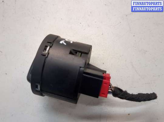 Переключатель света на Skoda Superb III (3V)