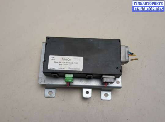 Блок управления прицепного устройства LRN0005 на Land Rover Freelander 2 2006-2014