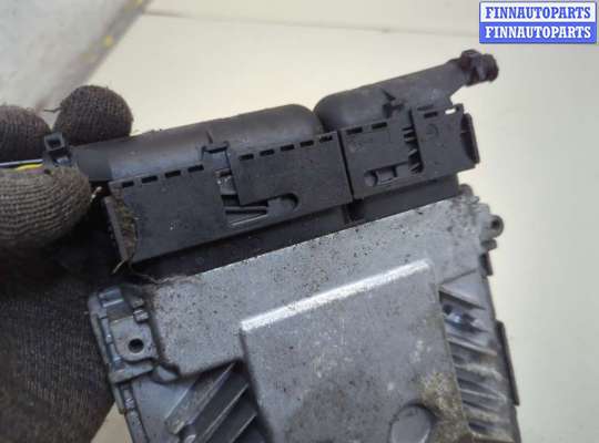 купить Блок управления двигателем на Volkswagen Passat 6 2005-2010