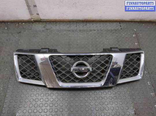 купить Решетка радиатора на Nissan Navara 2004-2015