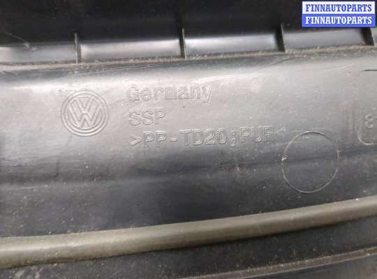 купить Жабо под дворники (дождевик) на Volkswagen Tiguan 2011-2018