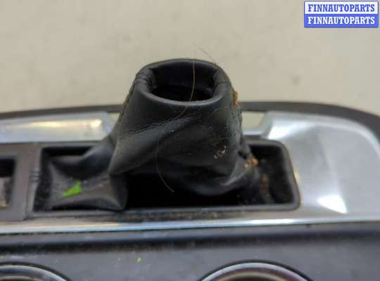 купить Рамка под кулису на Chevrolet Equinox 2017-2024